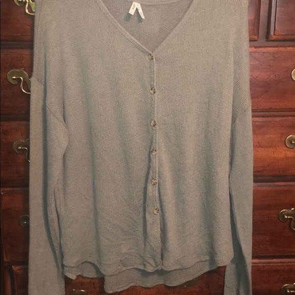 Mudd size L button down v neck long sleeve shirt - Picture 3 of 10